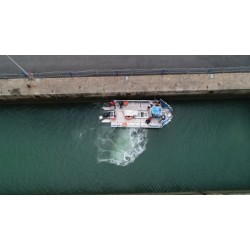 Mobula 8, a pollution control boat